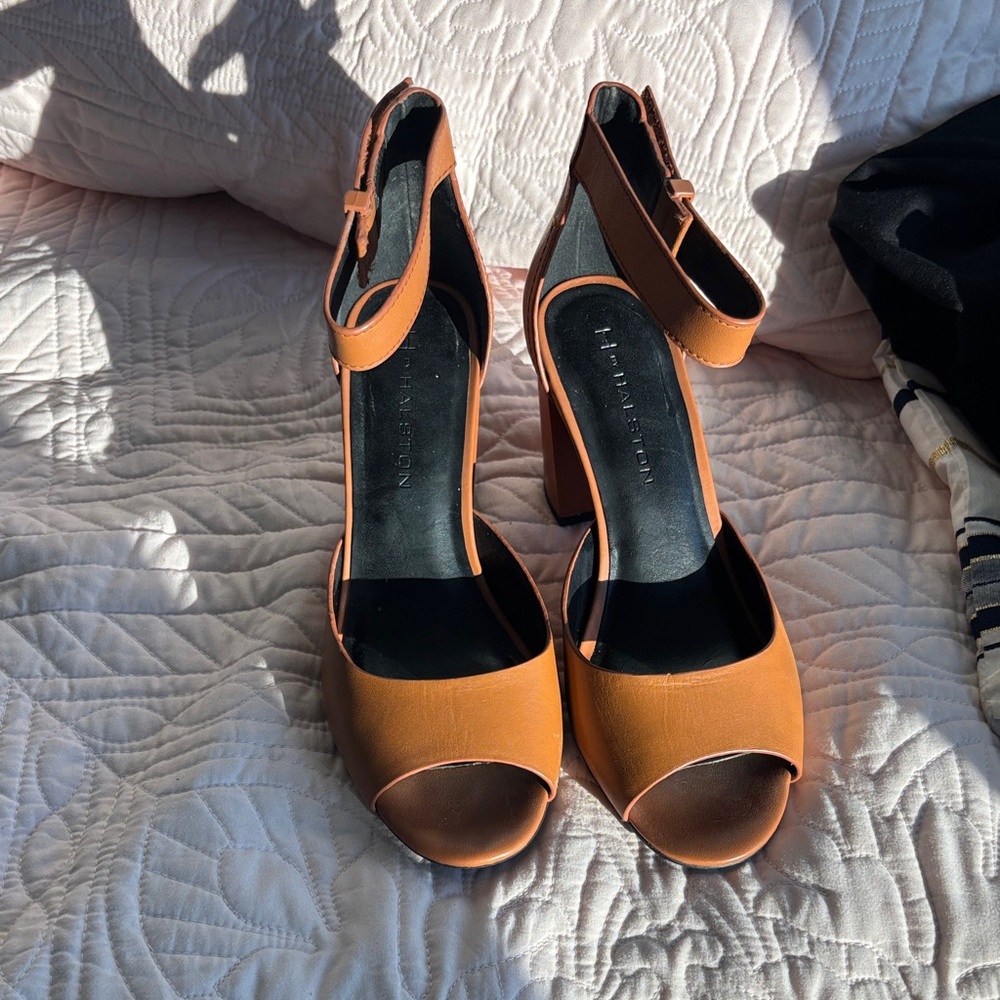 H by Halston Elegant Cognac Peep-Toe Heels